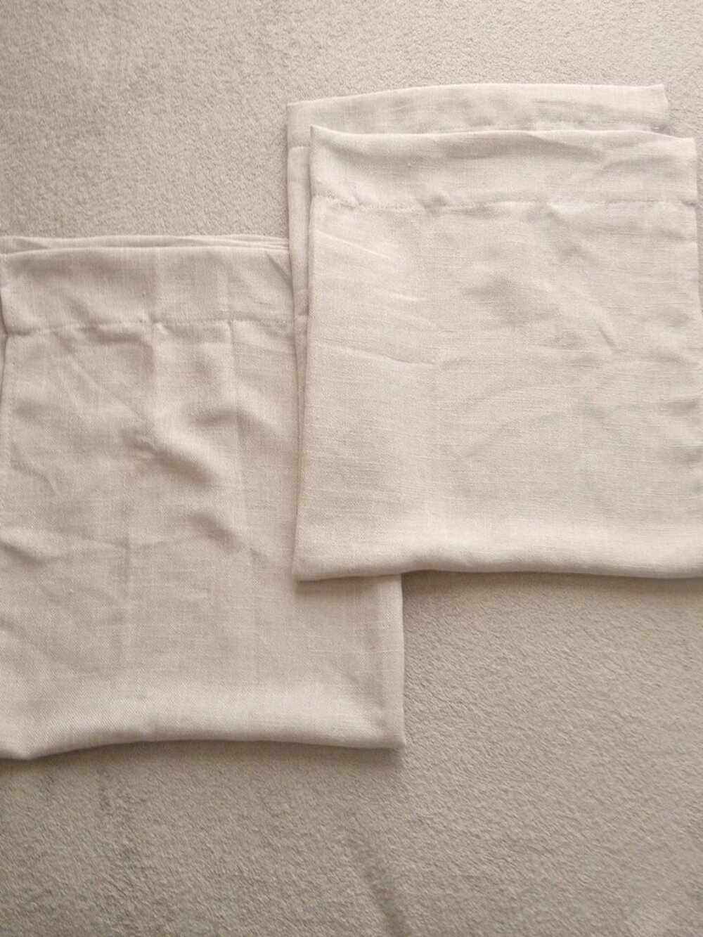 Linen table cloth